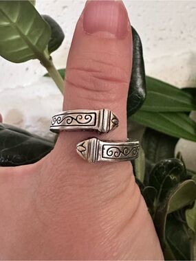 Brighton 925 Sterling Silver-Tone Swirl Adjustable Open Ring